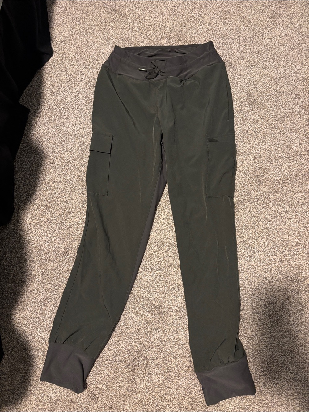 Women's Ankle Cargo Jogger Pants - Olive Green